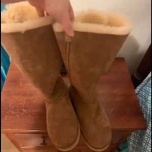 UGG Bailey Bows